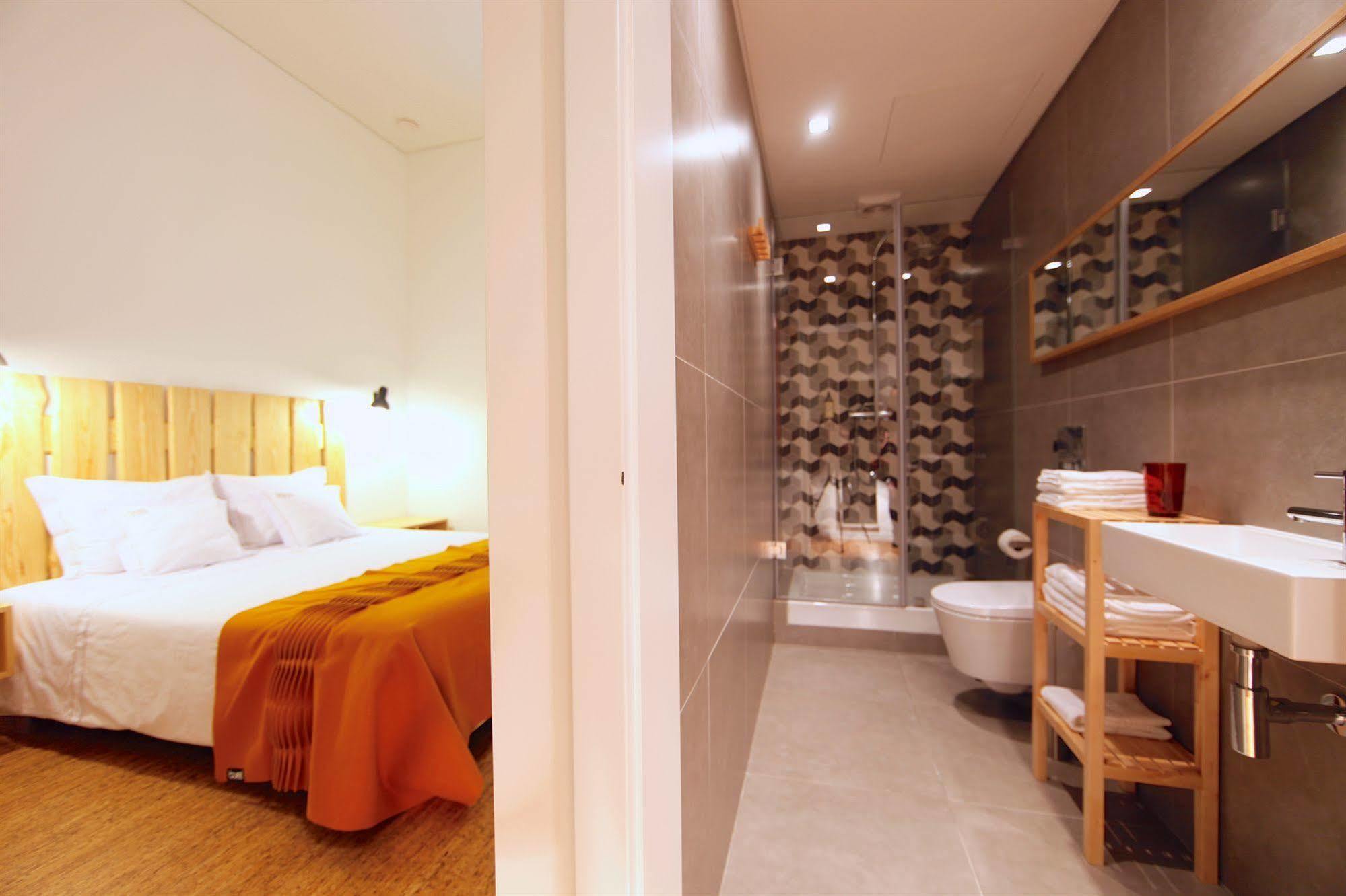 Hall Chiado Lisbon Exterior photo